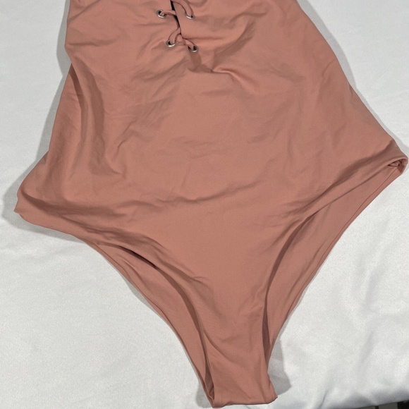 NWT TAVIK [ Medium ] Monahan Lace Up One Piece Swimsuit in Rose Dawn‎ - Picture 8 of 12